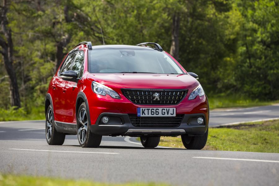  Peugeot 2008 GT Line 2016 года  (UK) (фото 1 из 12)